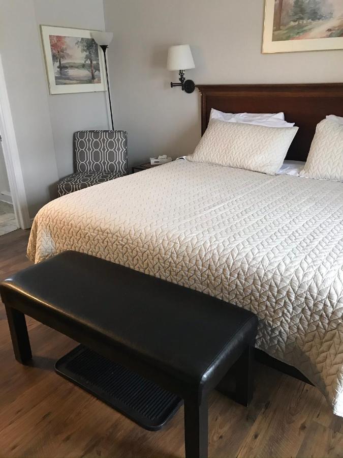 My Friends Inn Manitoulin Manitowaning Экстерьер фото