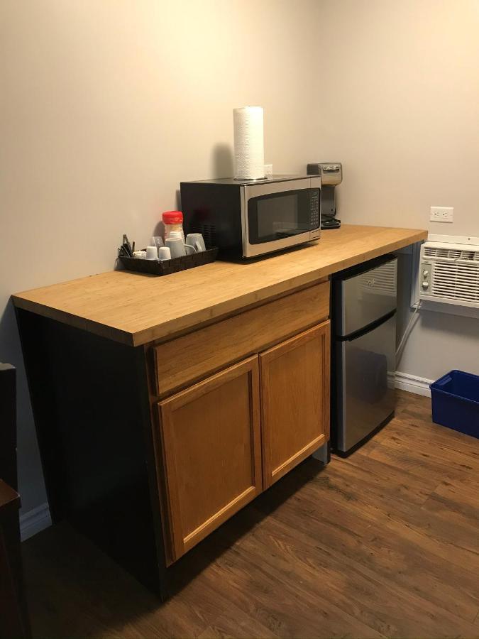My Friends Inn Manitoulin Manitowaning Экстерьер фото