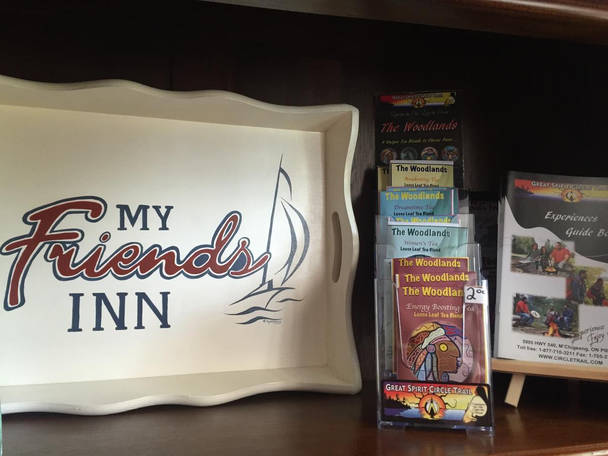 My Friends Inn Manitoulin Manitowaning Экстерьер фото