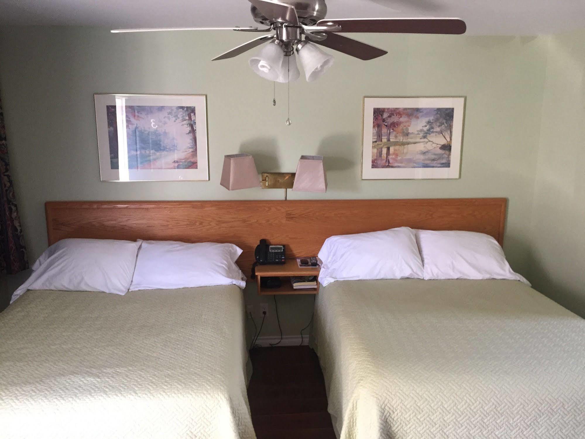My Friends Inn Manitoulin Manitowaning Экстерьер фото